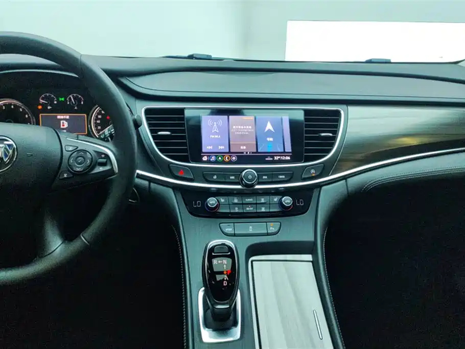 BUICK LACROSSE 2022