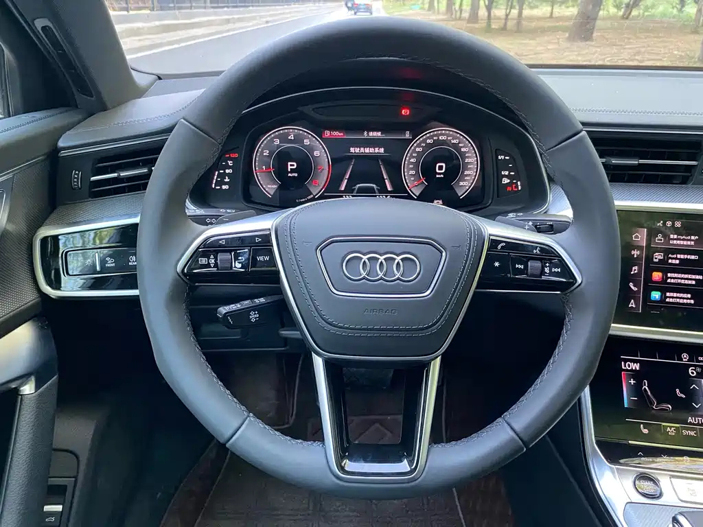 AUDI A6L 2025