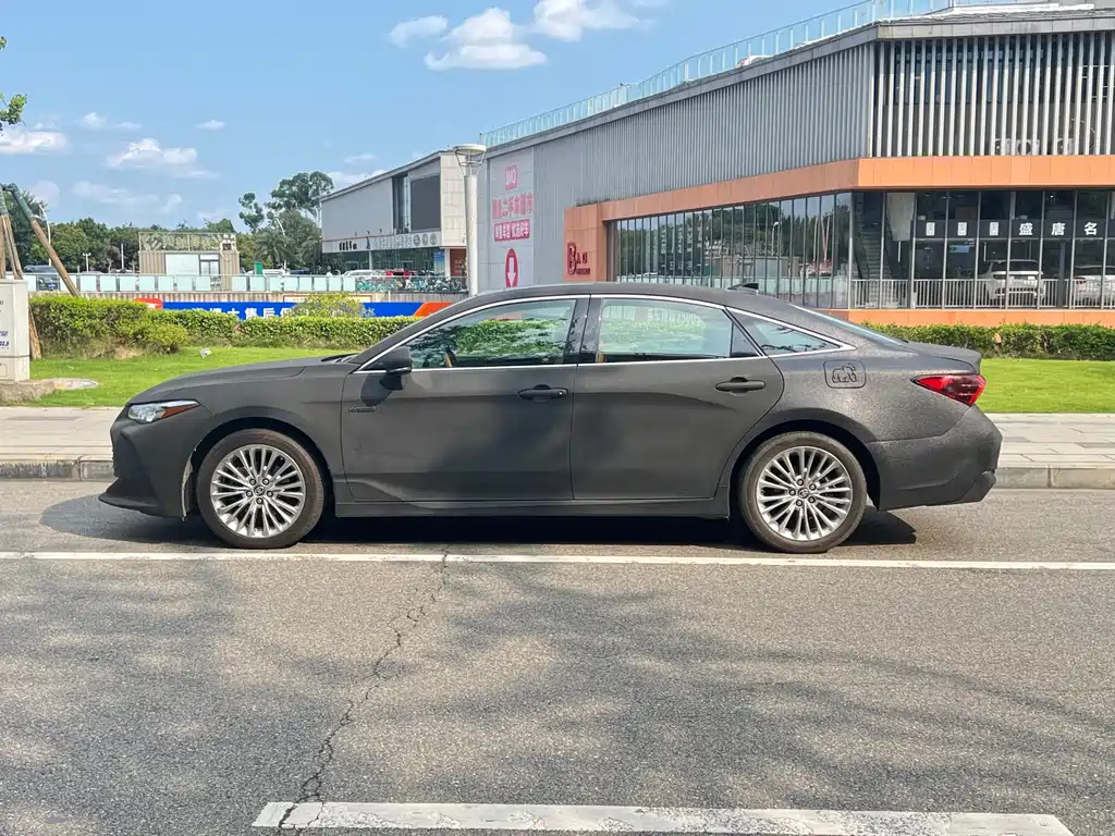 TOYOTA AVALON 2019