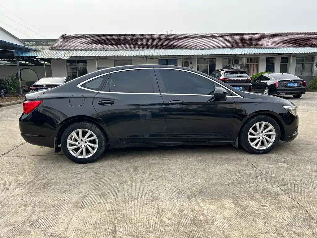 BUICK VERANO 2015