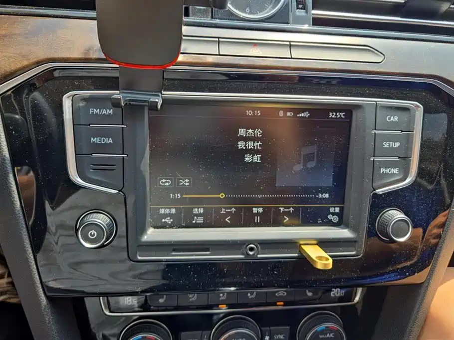 VOLKSWAGEN MAGOTAN 2017