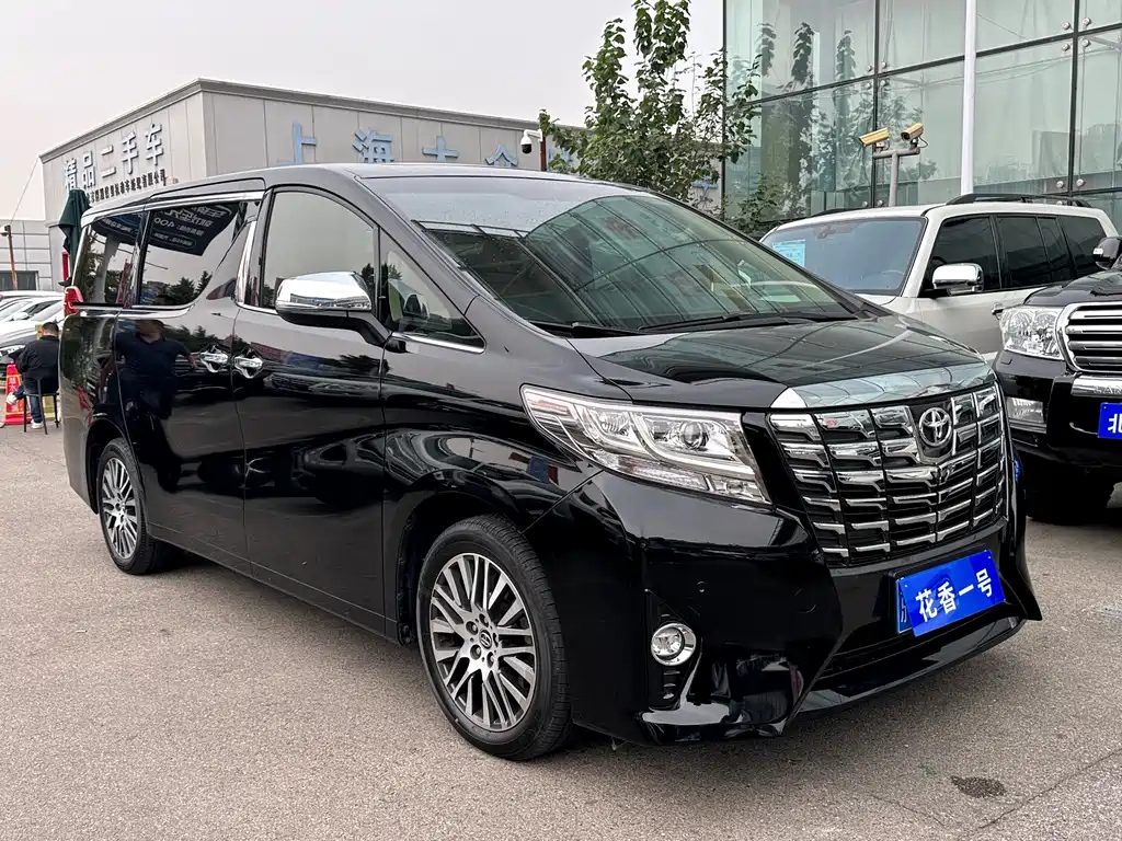 TOYOTA ALPHARD 2018