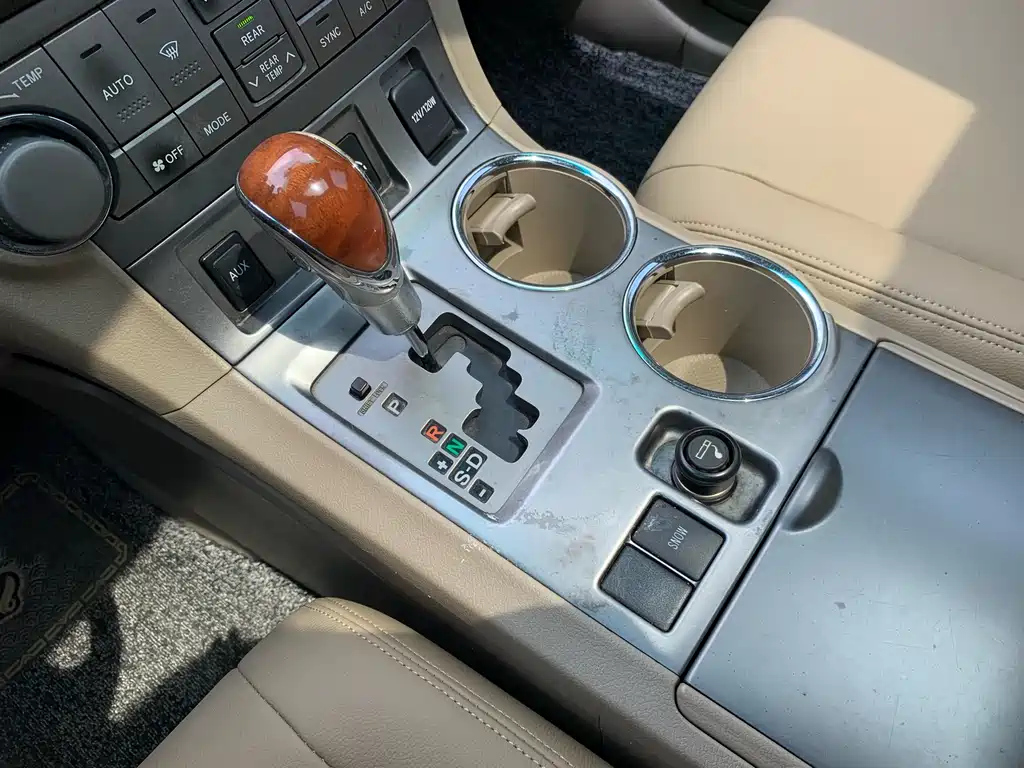 TOYOTA HIGHLANDER 2009