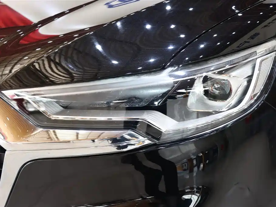 HONGQI HS5 2019