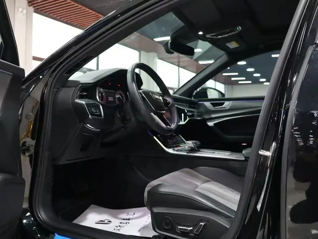 AUDI A6L 2023
