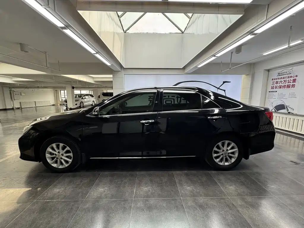 TOYOTA CAMRY 2012