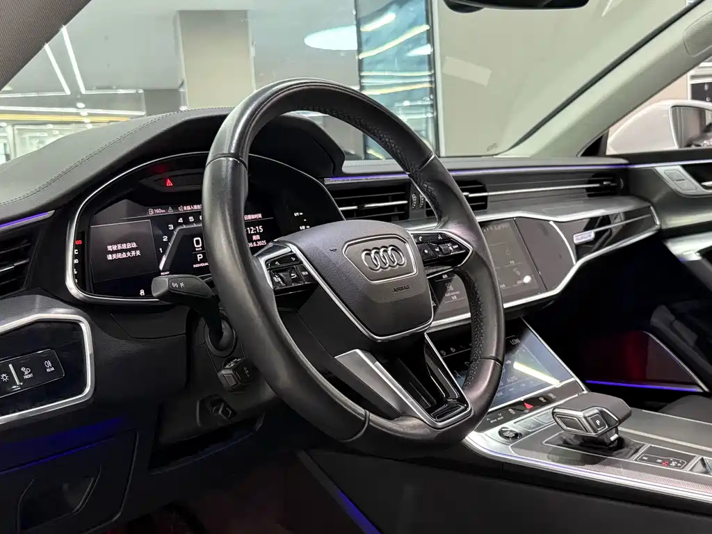 AUDI A7 2023