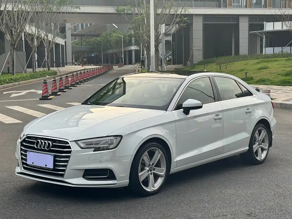 AUDI A3 2018