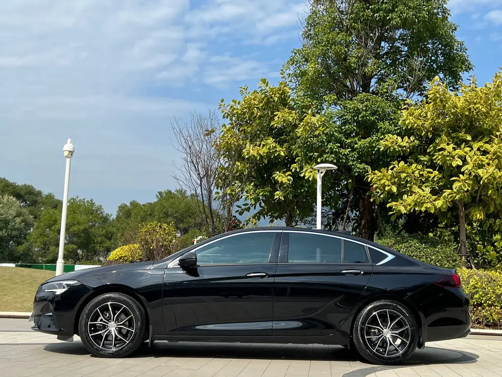 BUICK REGAL 2021