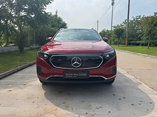 MERCEDES BENZ EQA