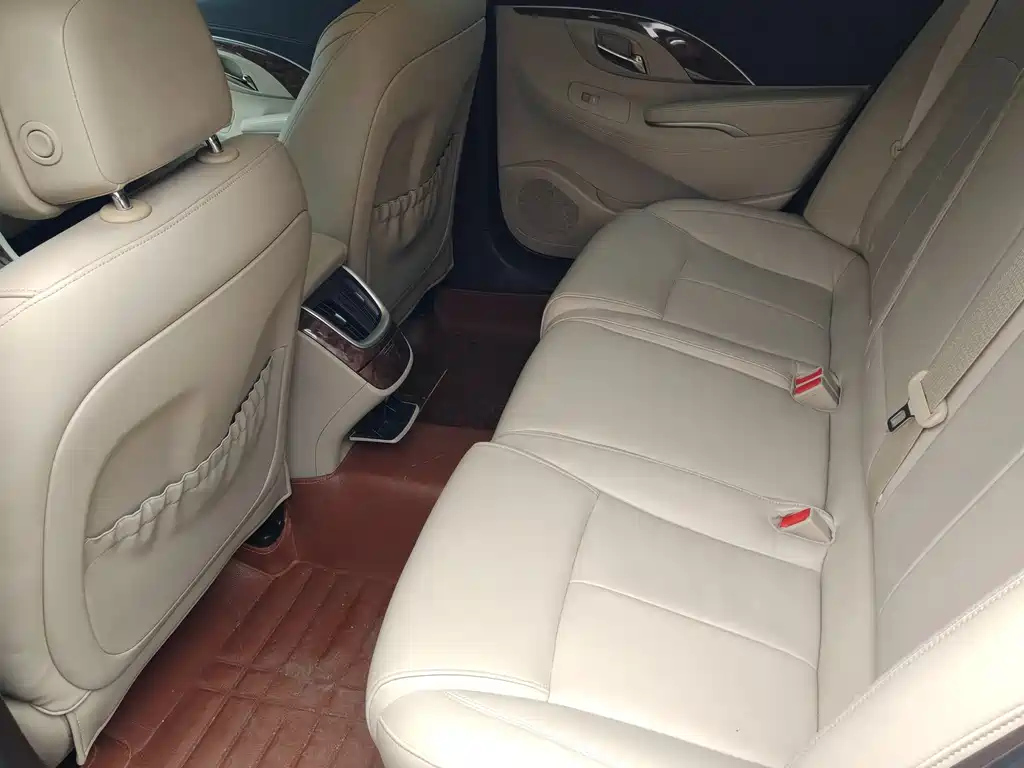 BUICK LACROSSE 2013