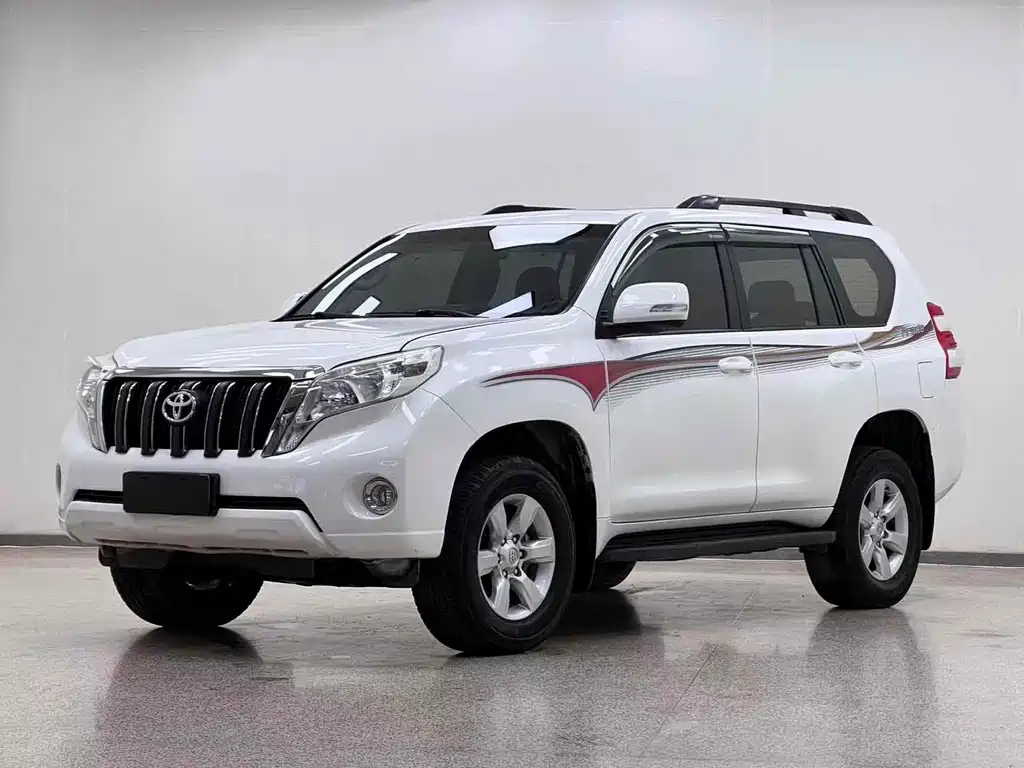 TOYOTA PRADO 2016