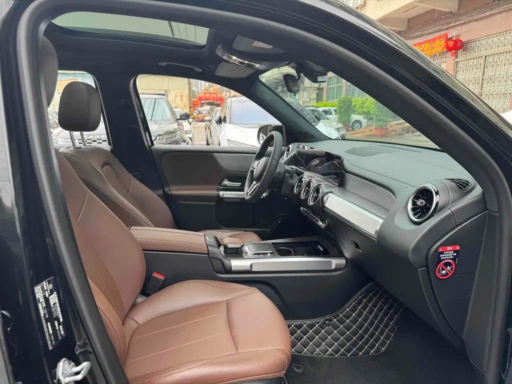 MERCEDES BENZ GLB 2022