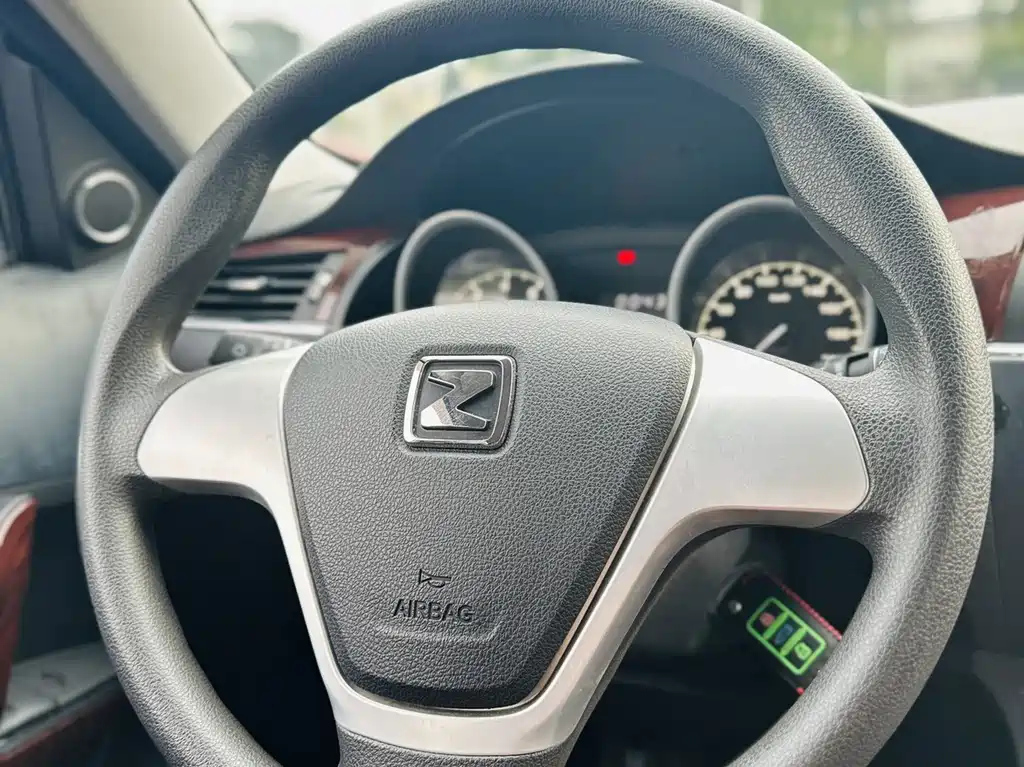 ZOTYE T600 2015