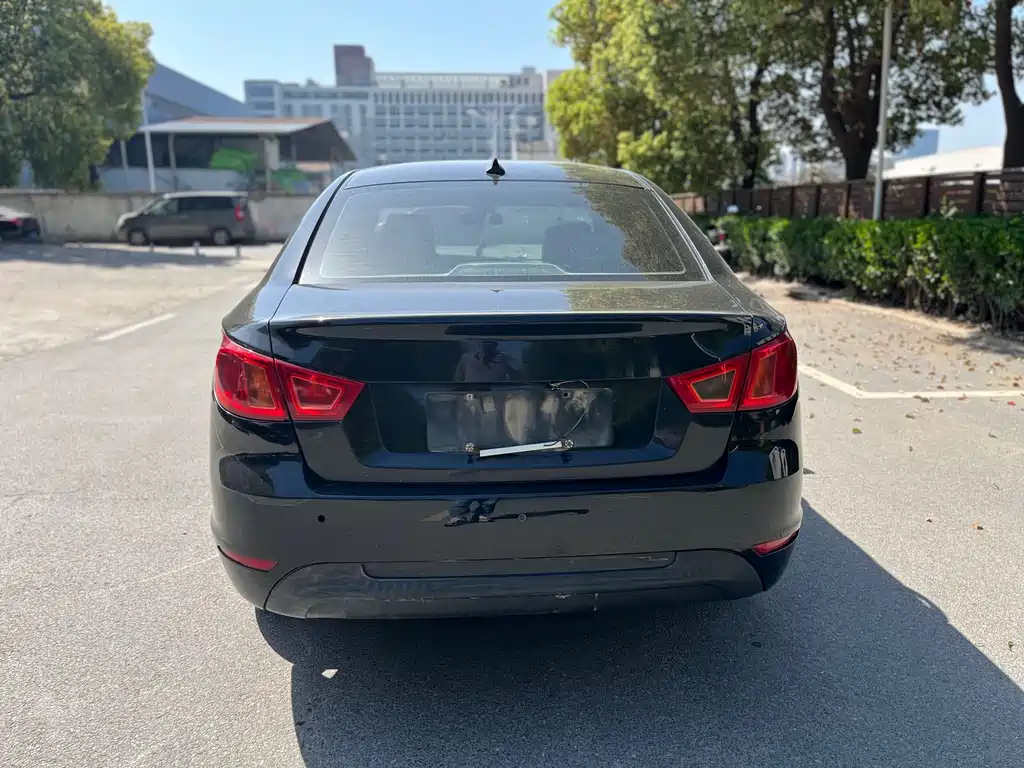 BAIC SENOVA D50 2015