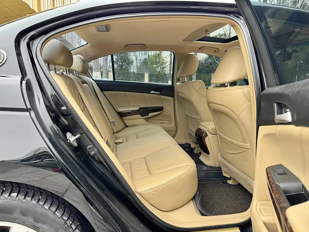 HONDA ACCORD 2010