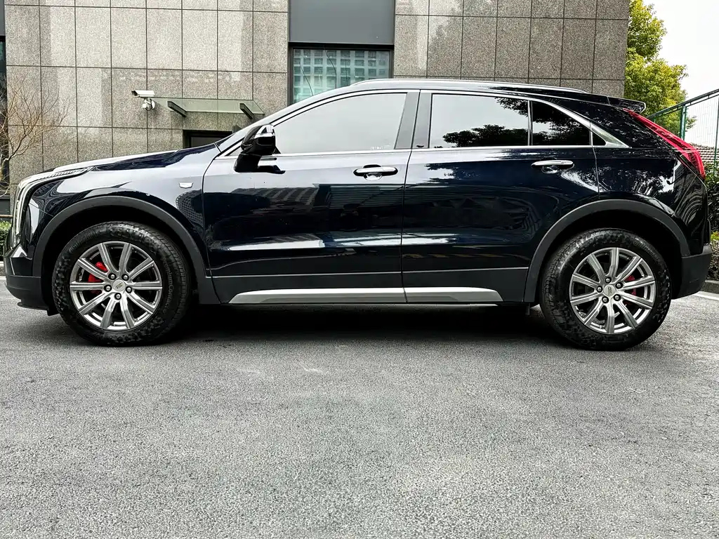 CADILLAC XT4 2020