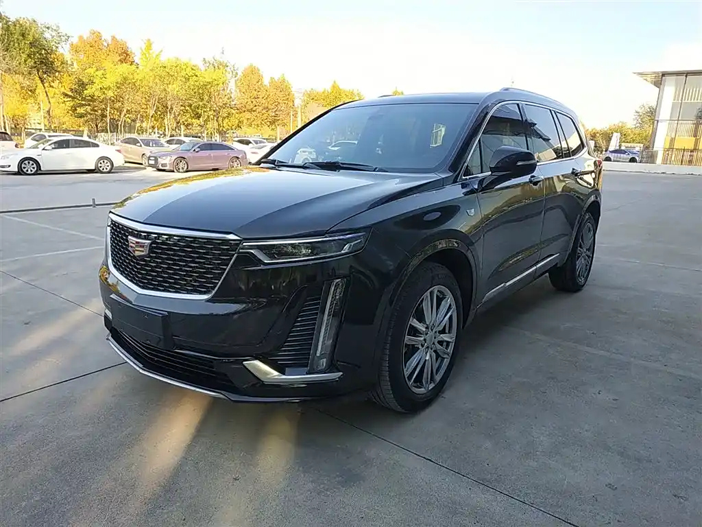 CADILLAC XT6 2021