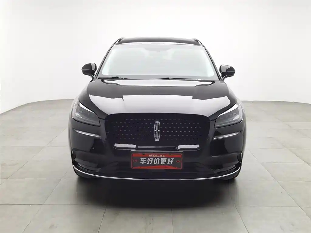 LINCOLN ADVENTURER 2021
