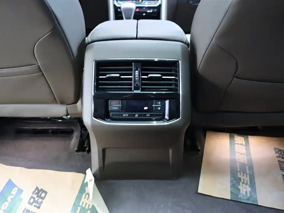 VOLKSWAGEN VILORAN 2020