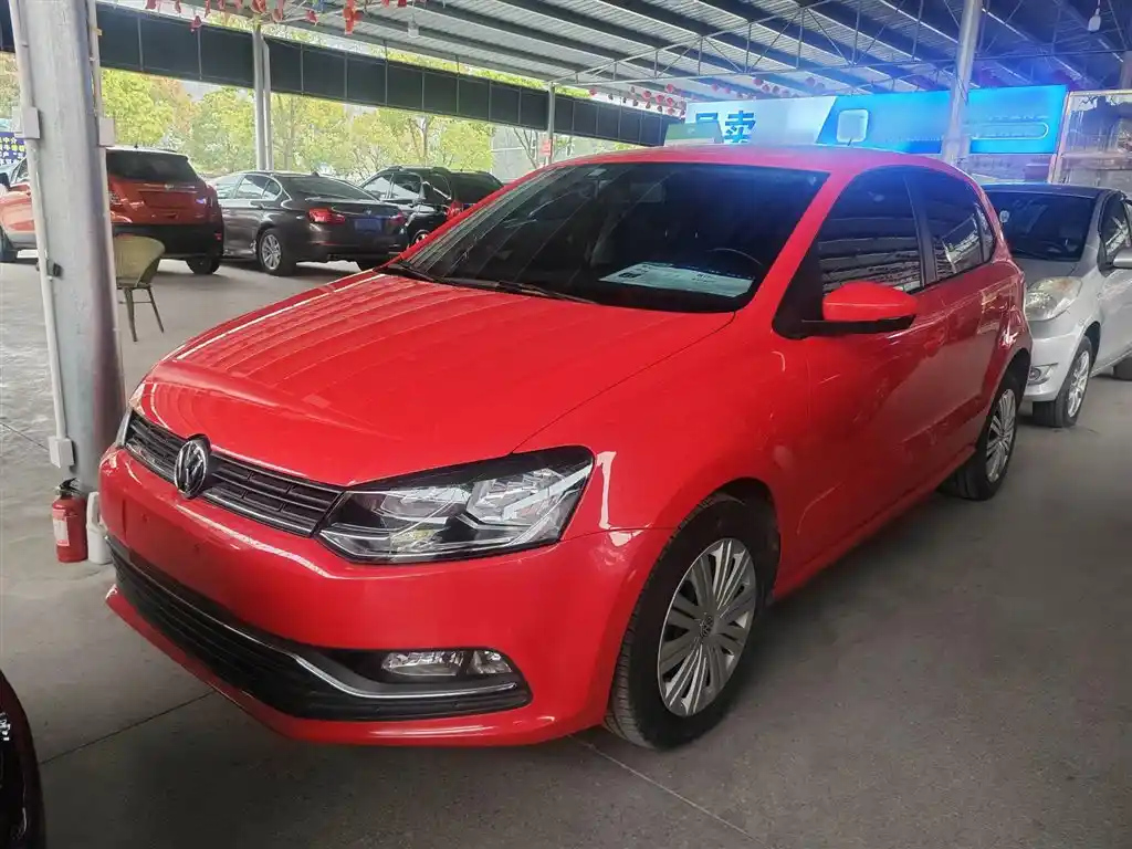 VOLKSWAGEN POLO 2018