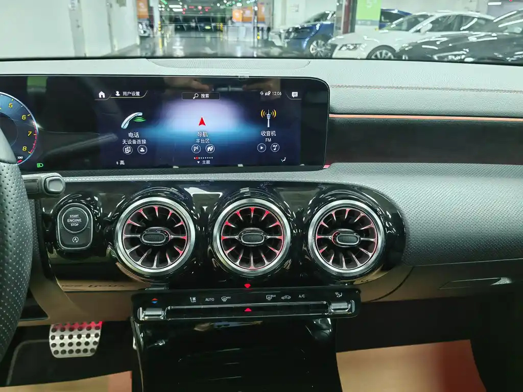 MERCEDES BENZ CLA 2023