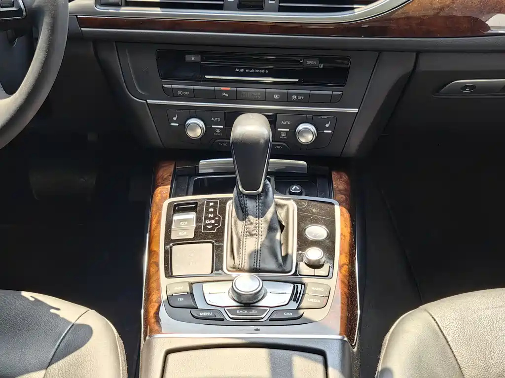 AUDI A6L 2017