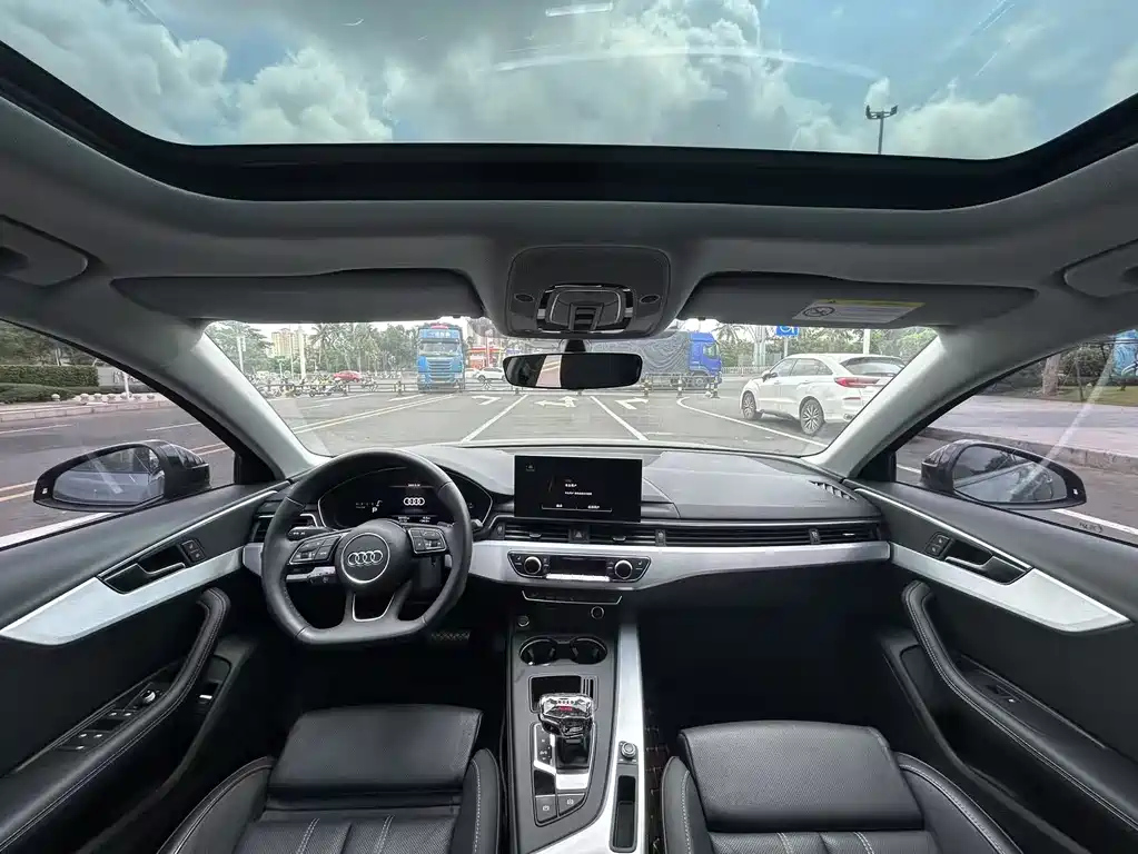 AUDI A4L 2022