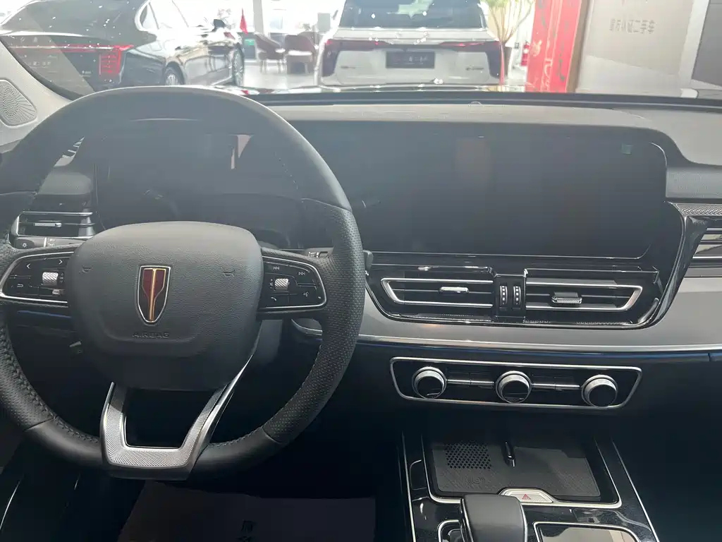 HONGQI HS5 2023