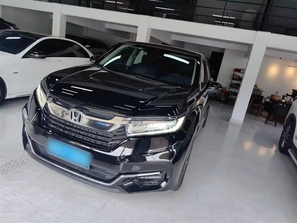 HONDA AVANCIER 2020