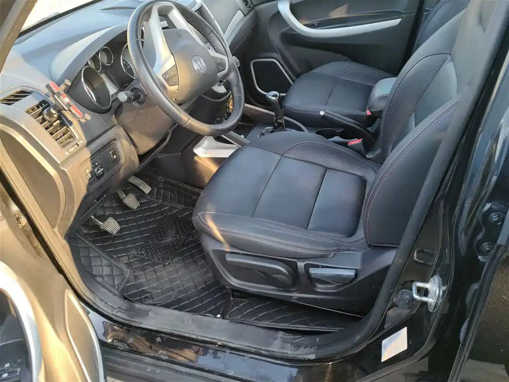 CHANGAN CS35 2016