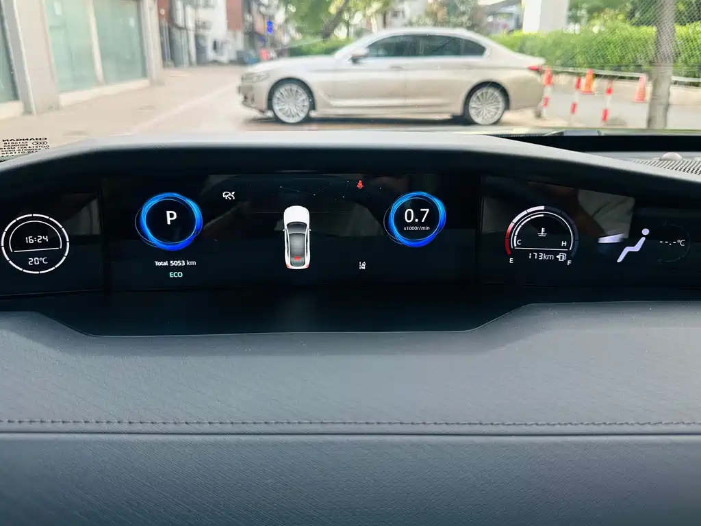 CHANGAN UNI-V 2023