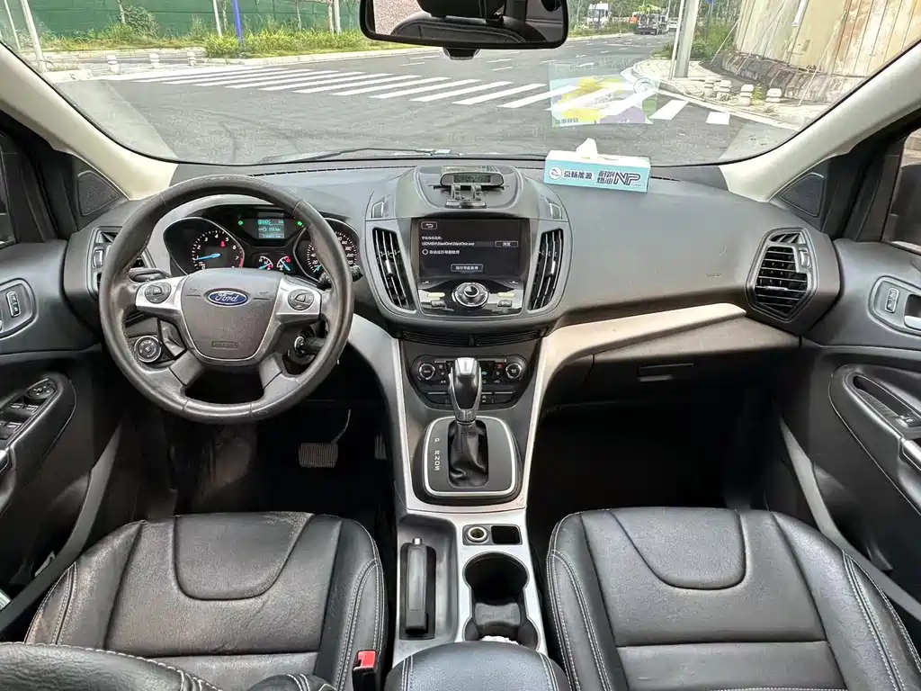 FORD ESCAPE 2015