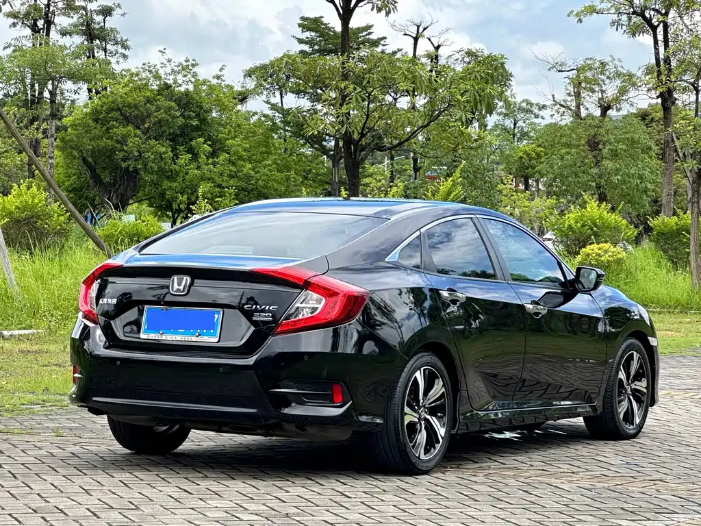 HONDA CIVIC 2016