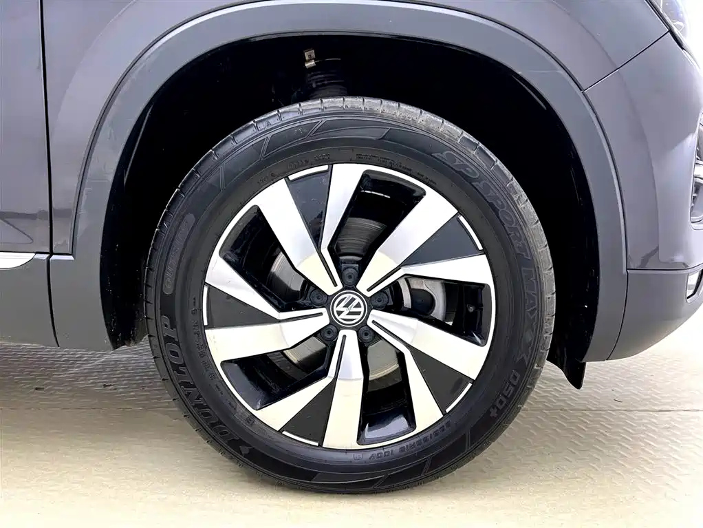 VOLKSWAGEN TAYRON 2021