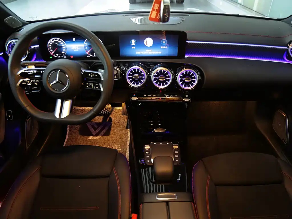 MERCEDES BENZ A-CLASS 2024