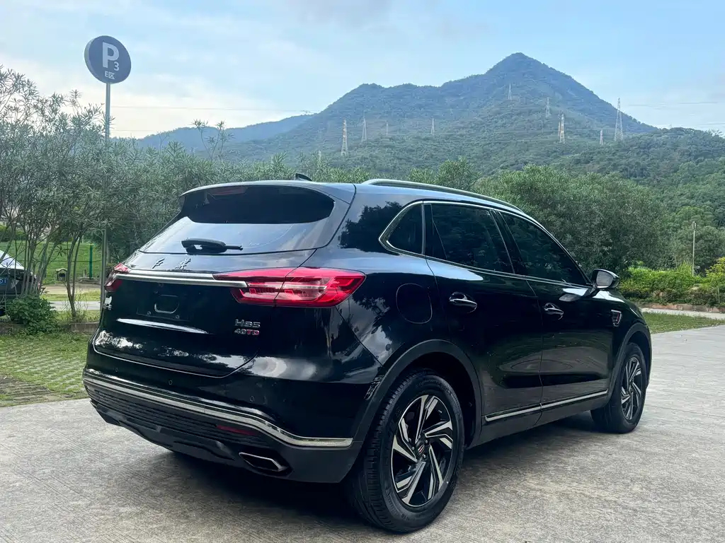 HONGQI HS5 2022