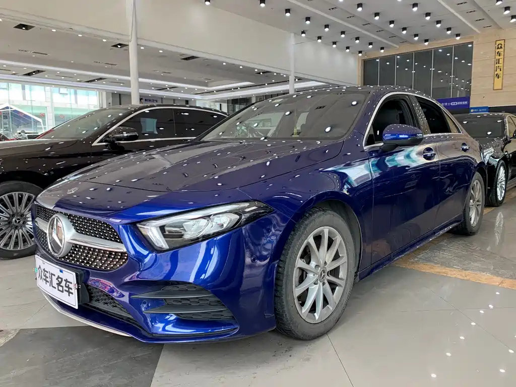 MERCEDES BENZ A-CLASS 2020