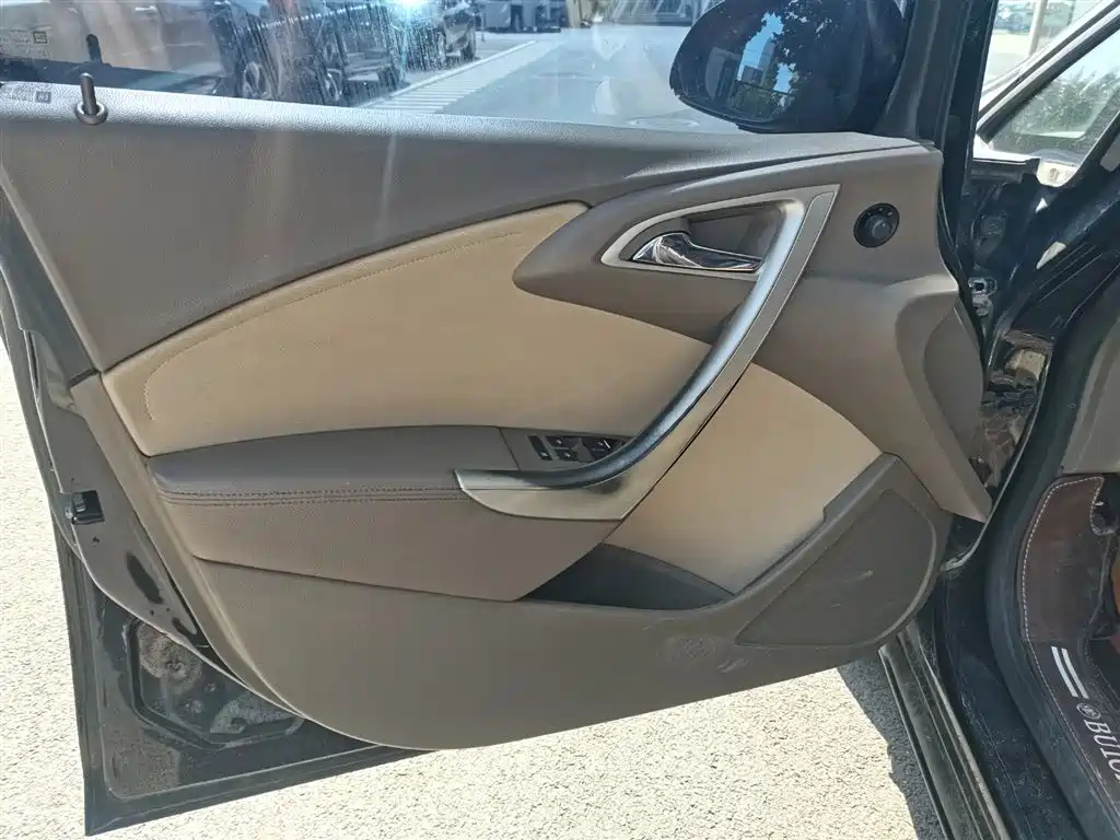 BUICK EXCELLE 2011