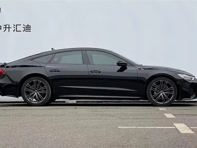 AUDI A7 2023