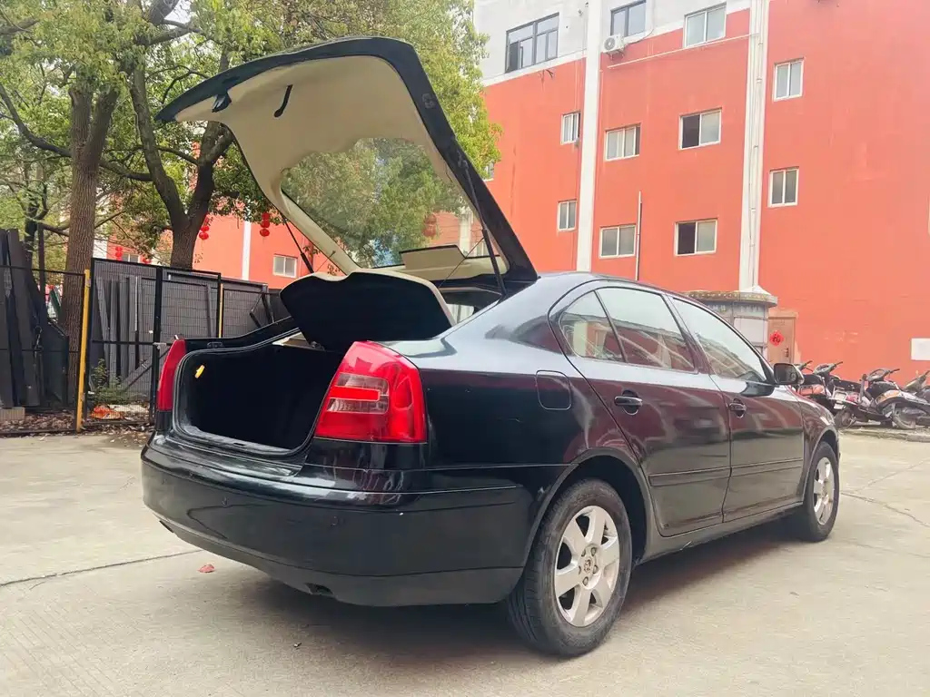 SKODA OCTAVIA 2009
