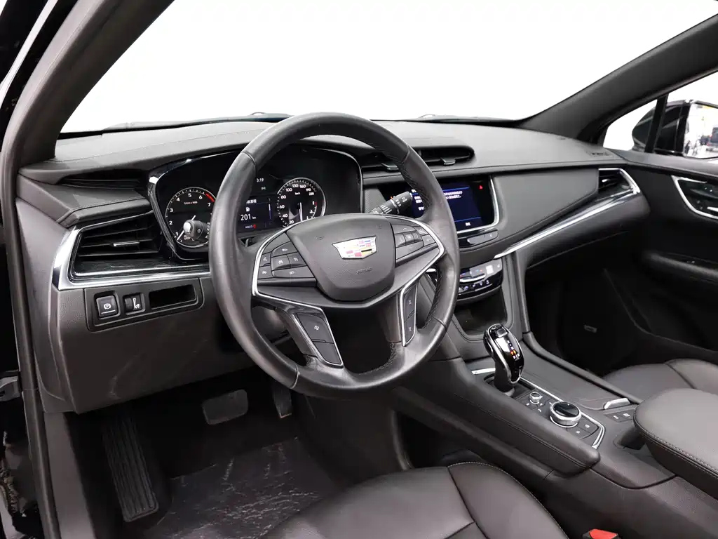 CADILLAC XT5 2021