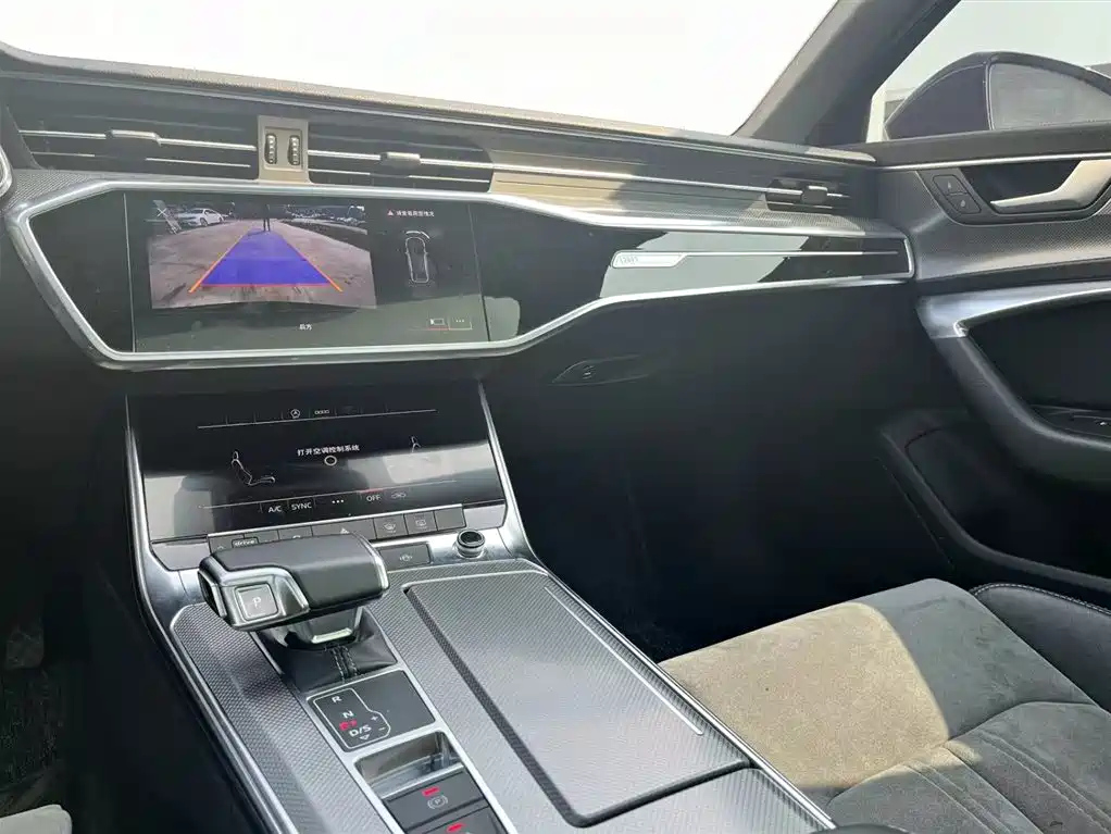 AUDI A6L 2021