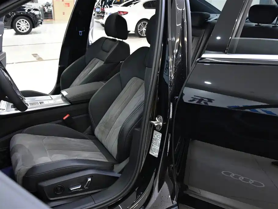 AUDI A6L 2023