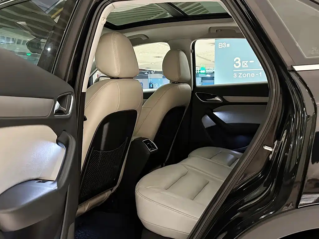 AUDI Q3 2013