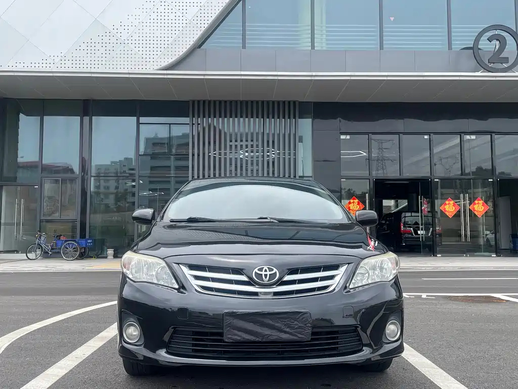 TOYOTA COROLLA 2012