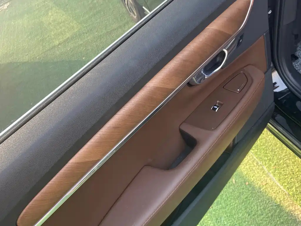 VOLVO S90 2022