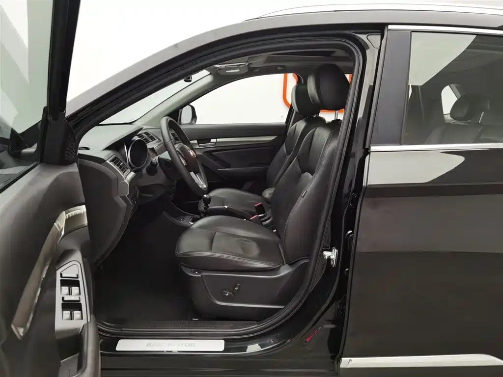 BAIC SENOVA X65 2015