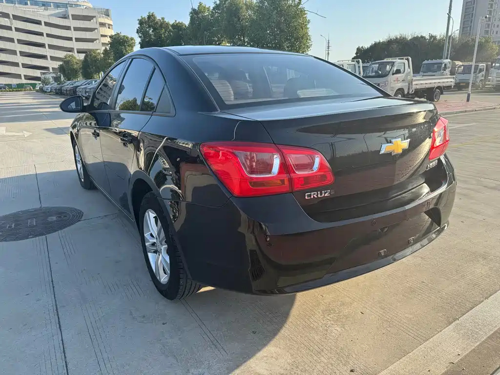 CHEVROLET CRUZE 2016