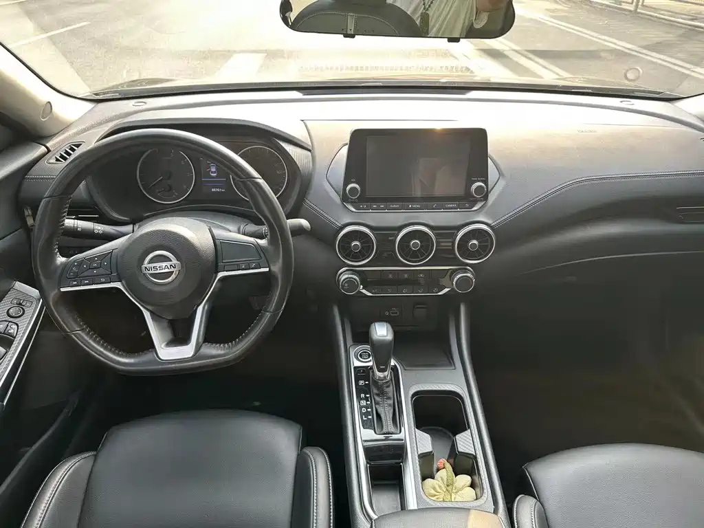 NISSAN SYLPHY 2020